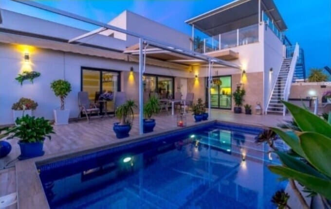 2 chambre Villa/Maison à vendre à Daya Nueva avec piscine - 373 200 € (Ref: 10083894)