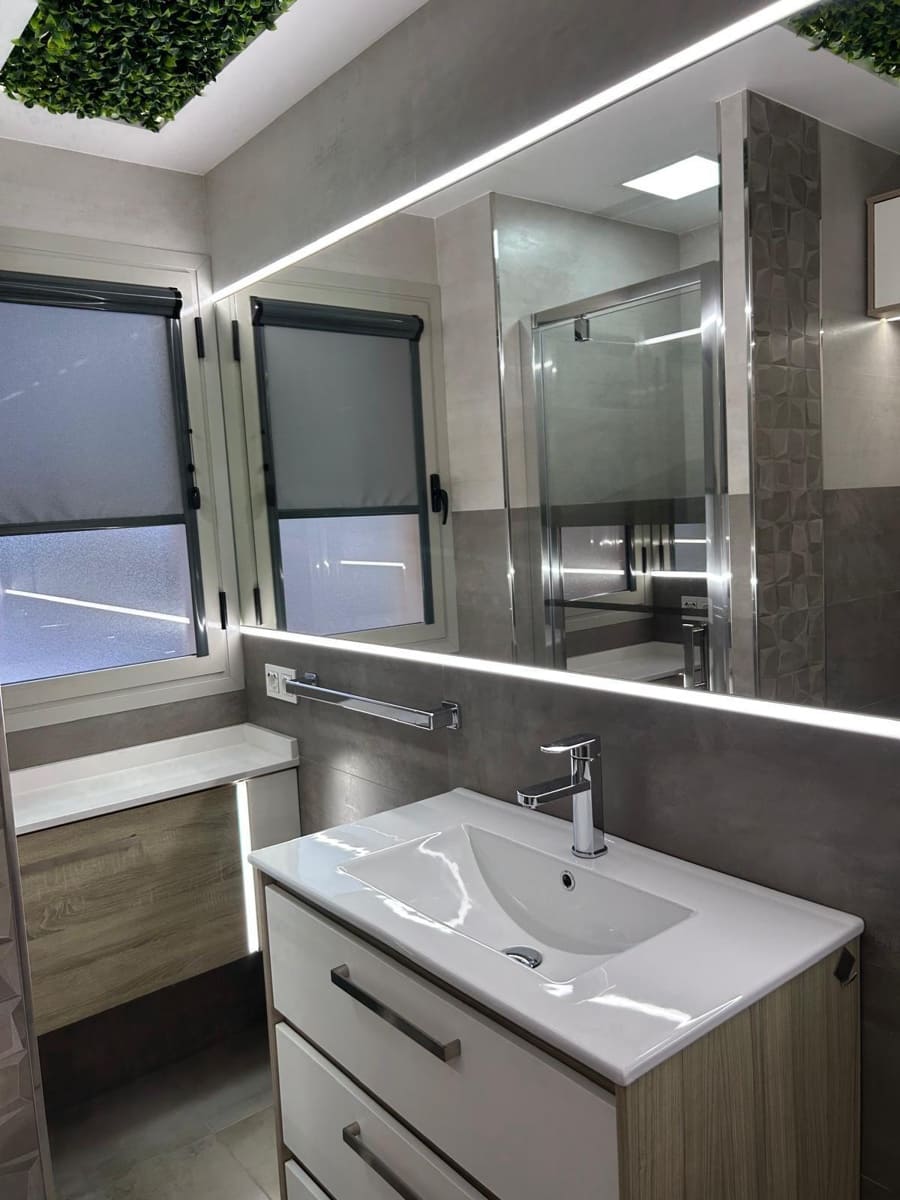 1 sovrum Lägenhet till salu i Torrevieja - 156 000 € (Ref: 10083898)