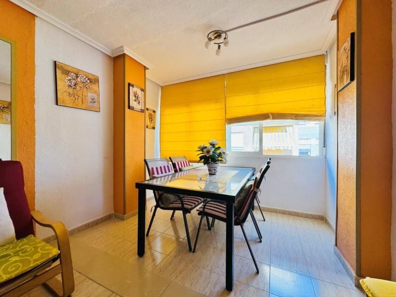 Apartamento de 2 habitaciones en La Mata en venta - 164.000 € (Ref: 10083906)