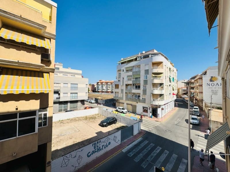 Apartamento de 2 habitaciones en La Mata en venta - 164.000 € (Ref: 10083906)