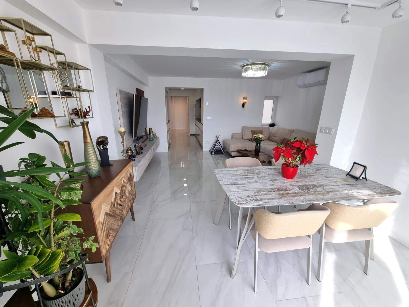 2 soveværelse Lejlighed til salg i Torrevieja - € 239.000 (Ref: 10083907)