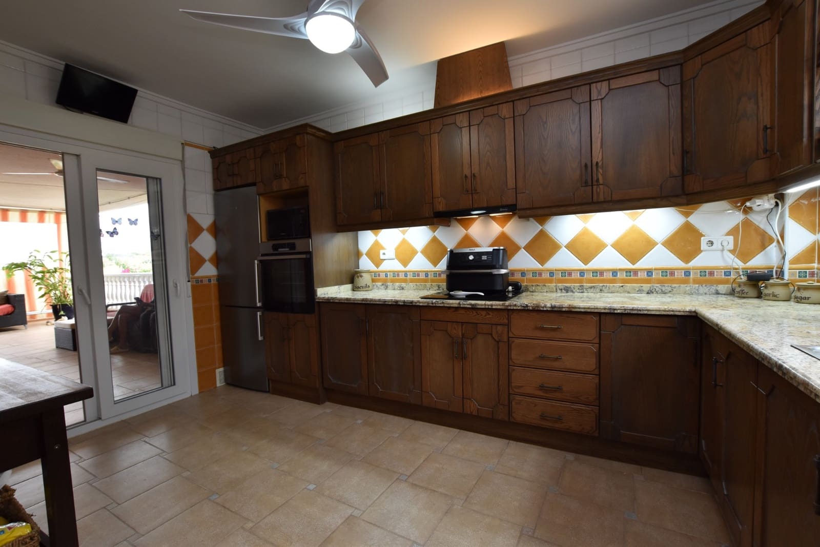3 bedroom Studio for sale in Algorfa with pool garage - € 599,990 (Ref: 10083911)