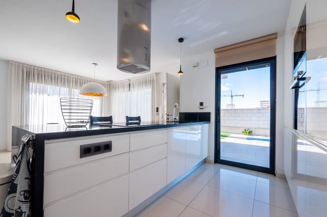 3 Zimmer Villa zu verkaufen in Ciudad Quesada, Rojales mit Pool Garage - 499.500 € (Ref: 10083912)