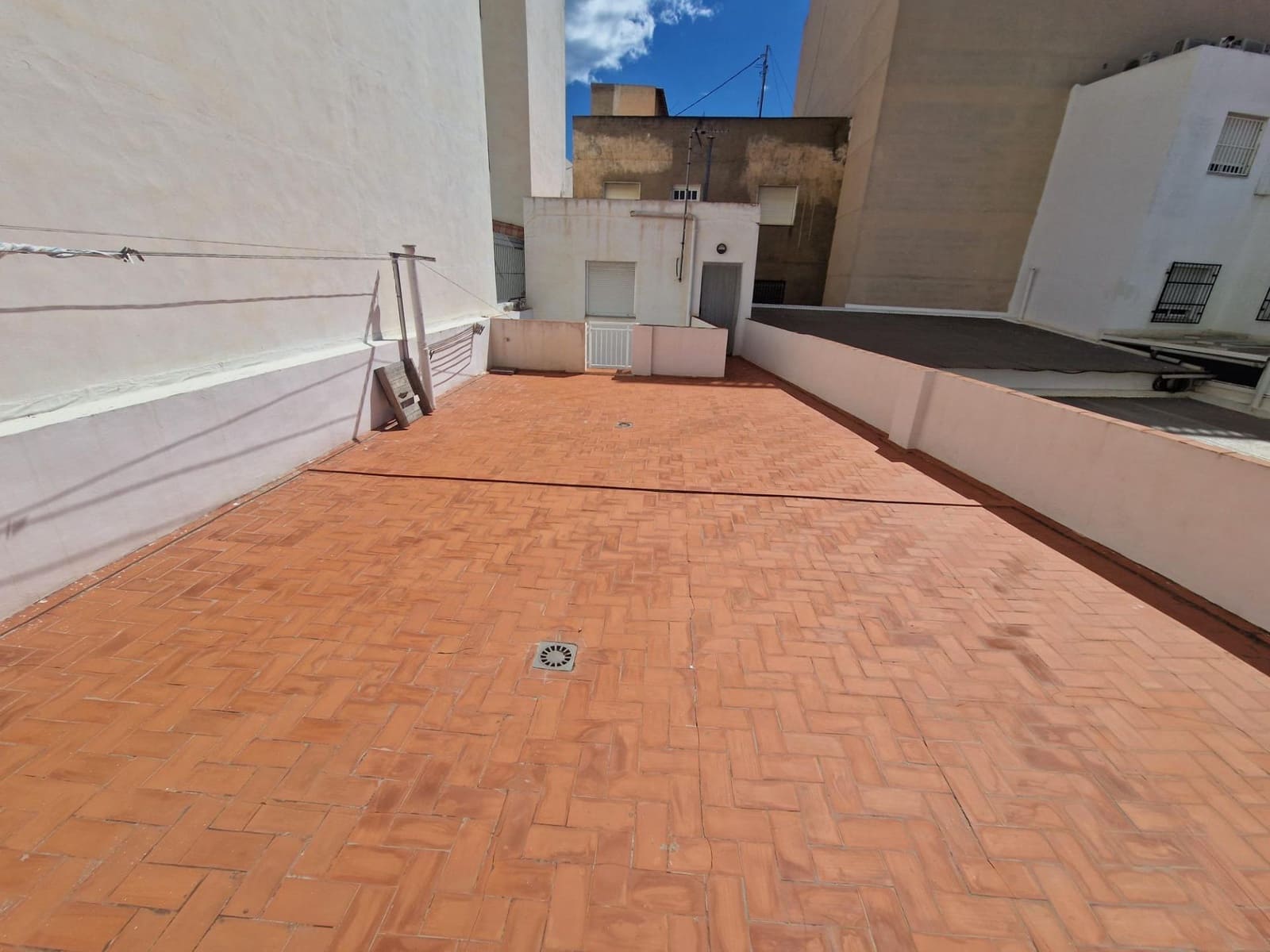 4 makuuhuone Omakotitalo myytävänä paikassa Torrevieja - 221 900 € (Ref: 10083917)
