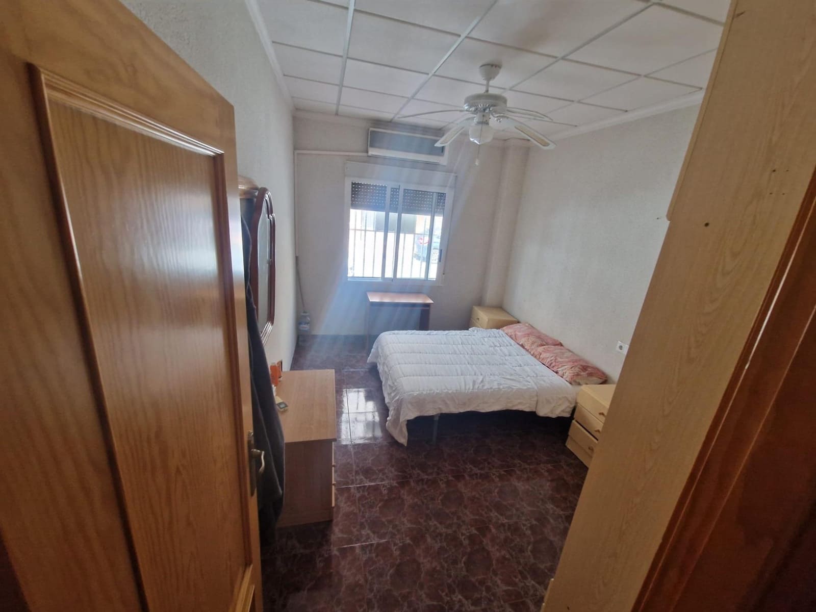 4 makuuhuone Omakotitalo myytävänä paikassa Torrevieja - 221 900 € (Ref: 10083917)