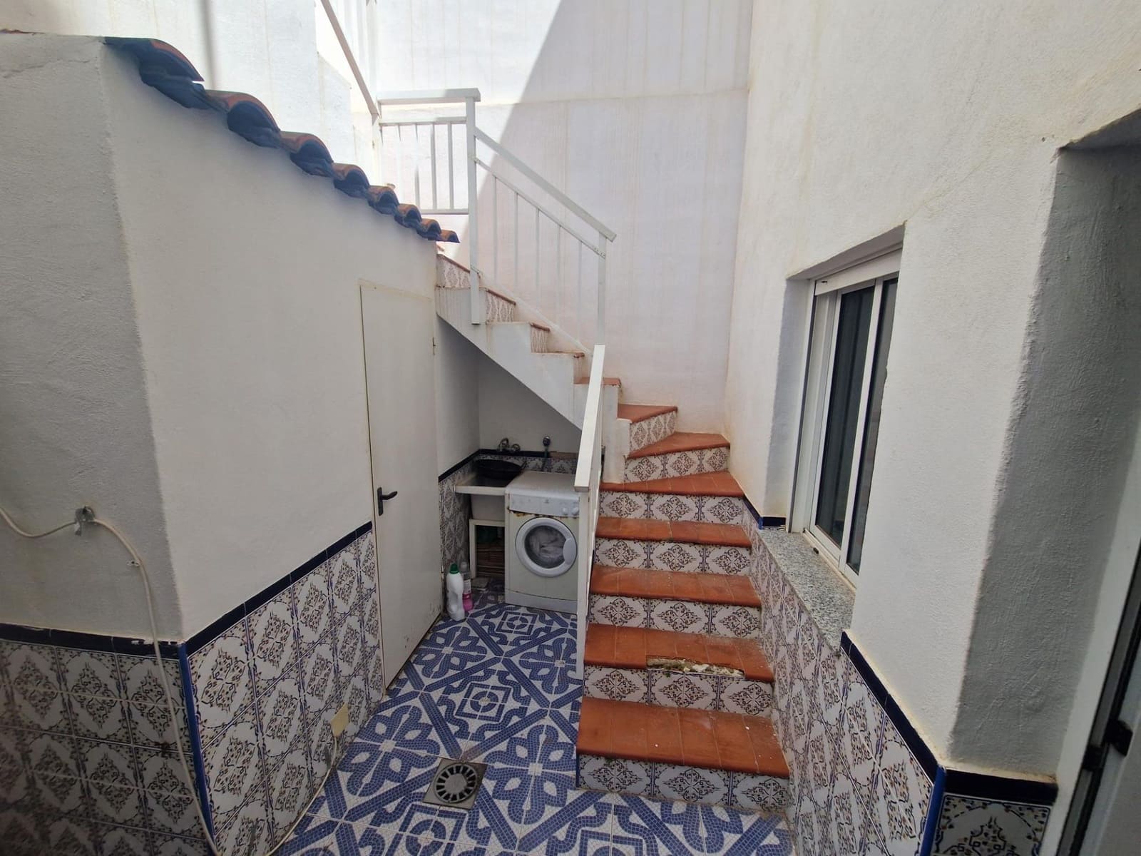 4 makuuhuone Omakotitalo myytävänä paikassa Torrevieja - 221 900 € (Ref: 10083917)