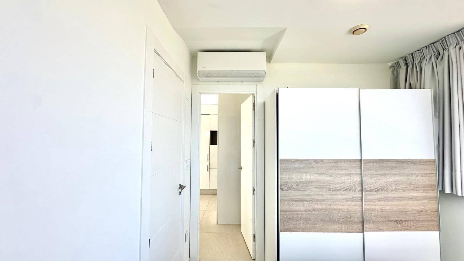2 Zimmer Apartment zu verkaufen in Finestrat mit Pool - 300.000 € (Ref: 10083920)
