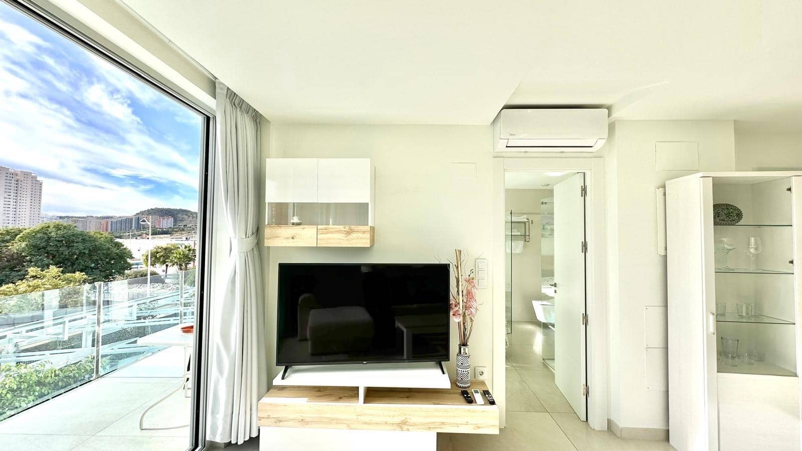 2 Zimmer Apartment zu verkaufen in Finestrat mit Pool - 300.000 € (Ref: 10083920)