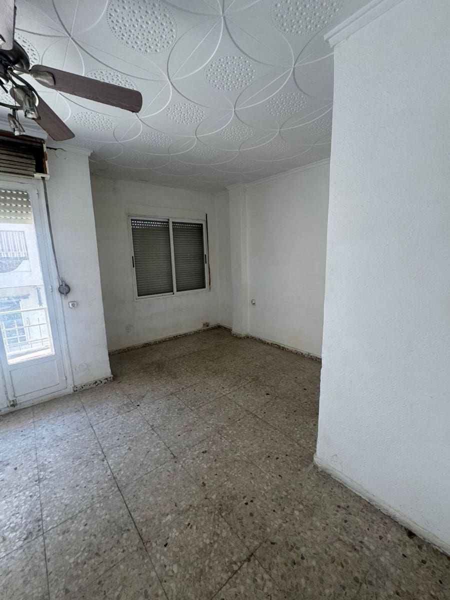 5 slaapkamer Appartement te koop in Guardamar del Segura - € 263.000 (Ref: 10083936)