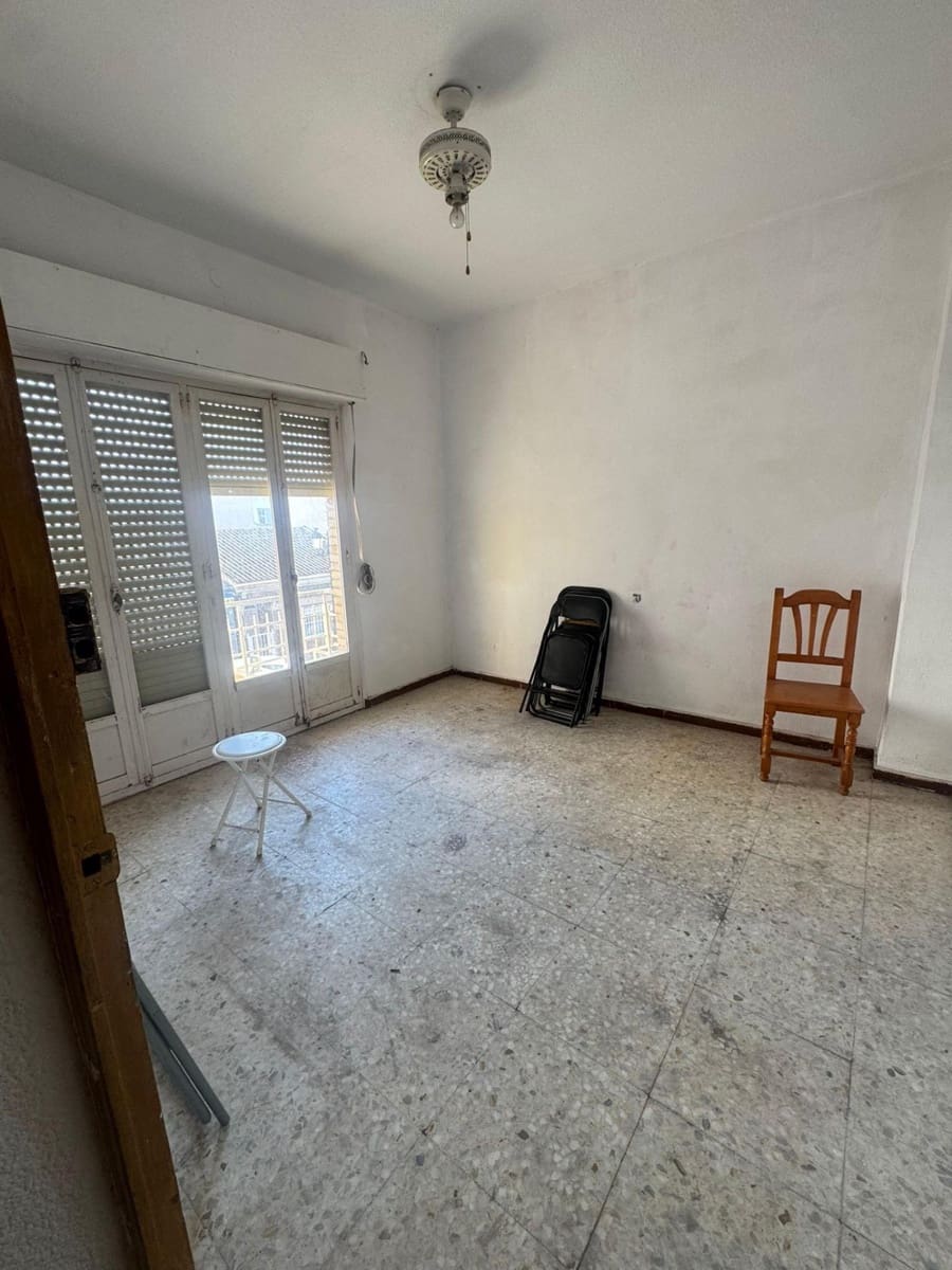 5 slaapkamer Appartement te koop in Guardamar del Segura - € 263.000 (Ref: 10083936)