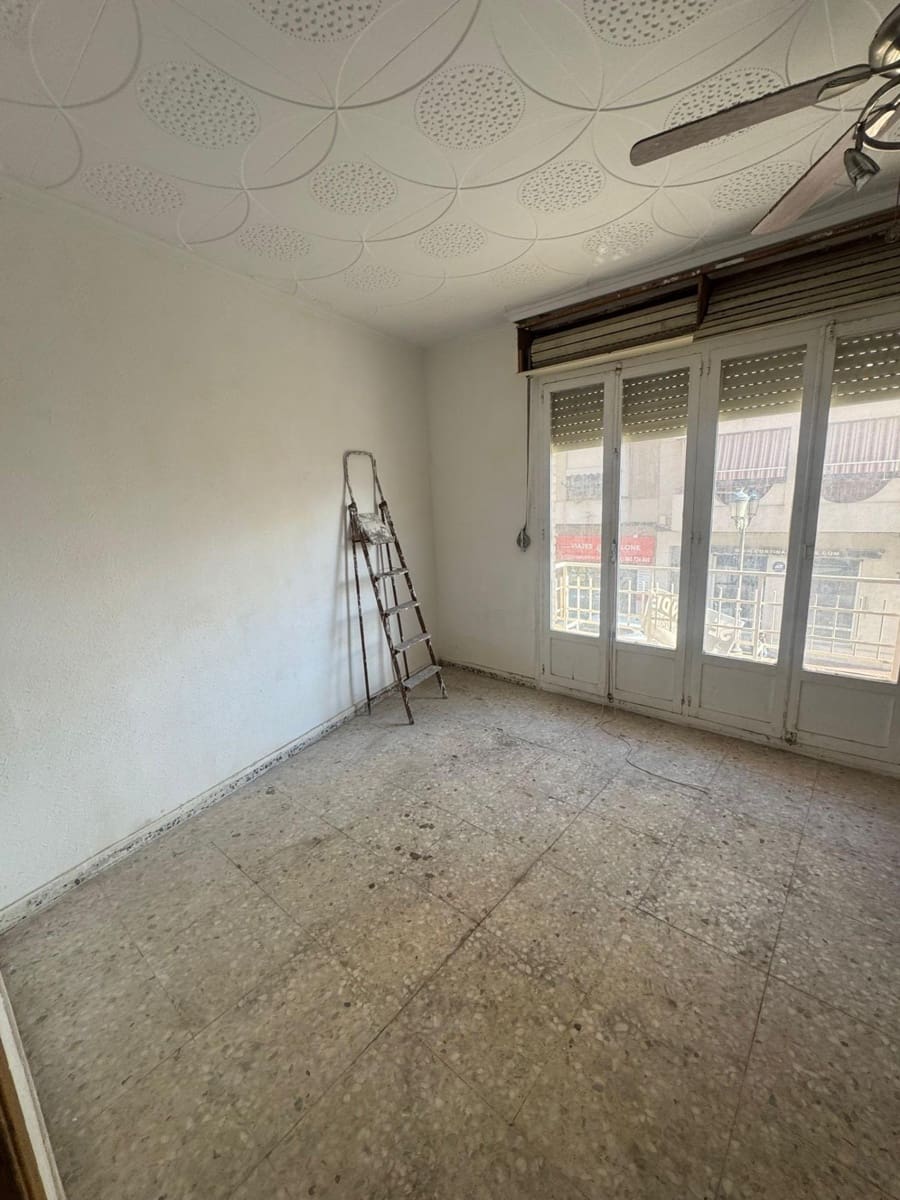5 slaapkamer Appartement te koop in Guardamar del Segura - € 263.000 (Ref: 10083936)
