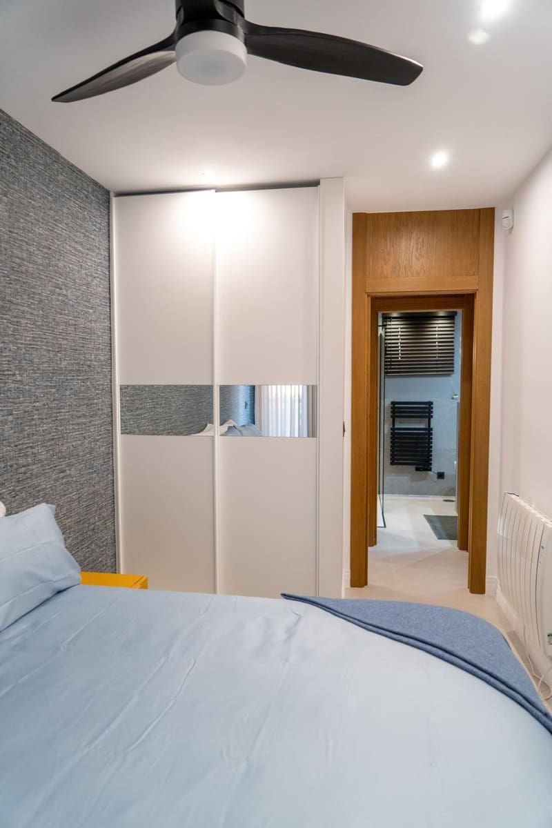 2 slaapkamer Appartement te koop in Torrevieja met zwembad - € 275.000 (Ref: 10083945)
