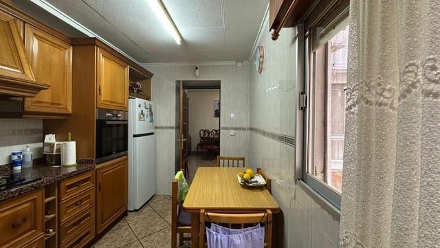 4 makuuhuone Huoneisto myytävänä paikassa Antonio Machado, Torrevieja - 259 900 € (Ref: 10083953)