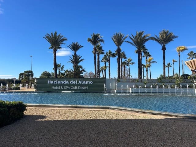 Chalet de 3 habitaciones en Hacienda del Alamo, Fuente Alamo de Murcia en venta con piscina garaje - 469.000 € (Ref: 10083965)