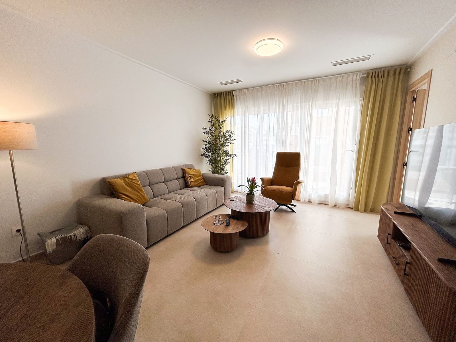 3 bedroom Apartment for sale in El Raso with pool garage - € 285,000 (Ref: 10083998)