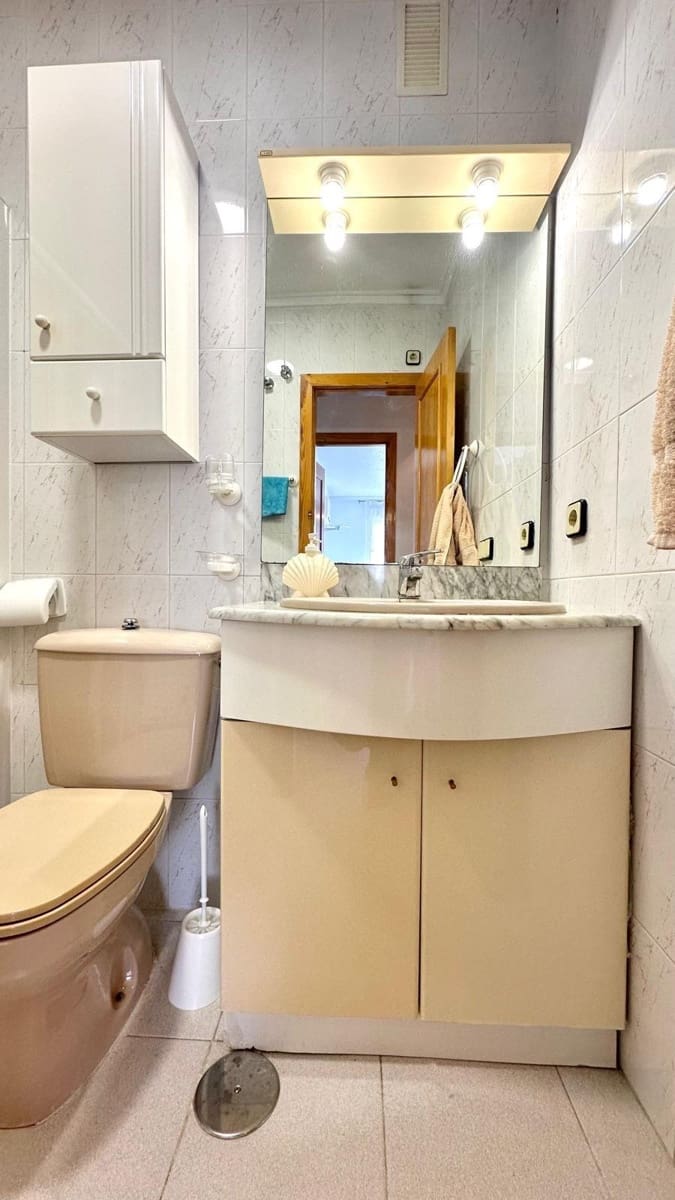 2 Zimmer Apartment zu verkaufen in Torrevieja mit Pool - 158.000 € (Ref: 10084030)