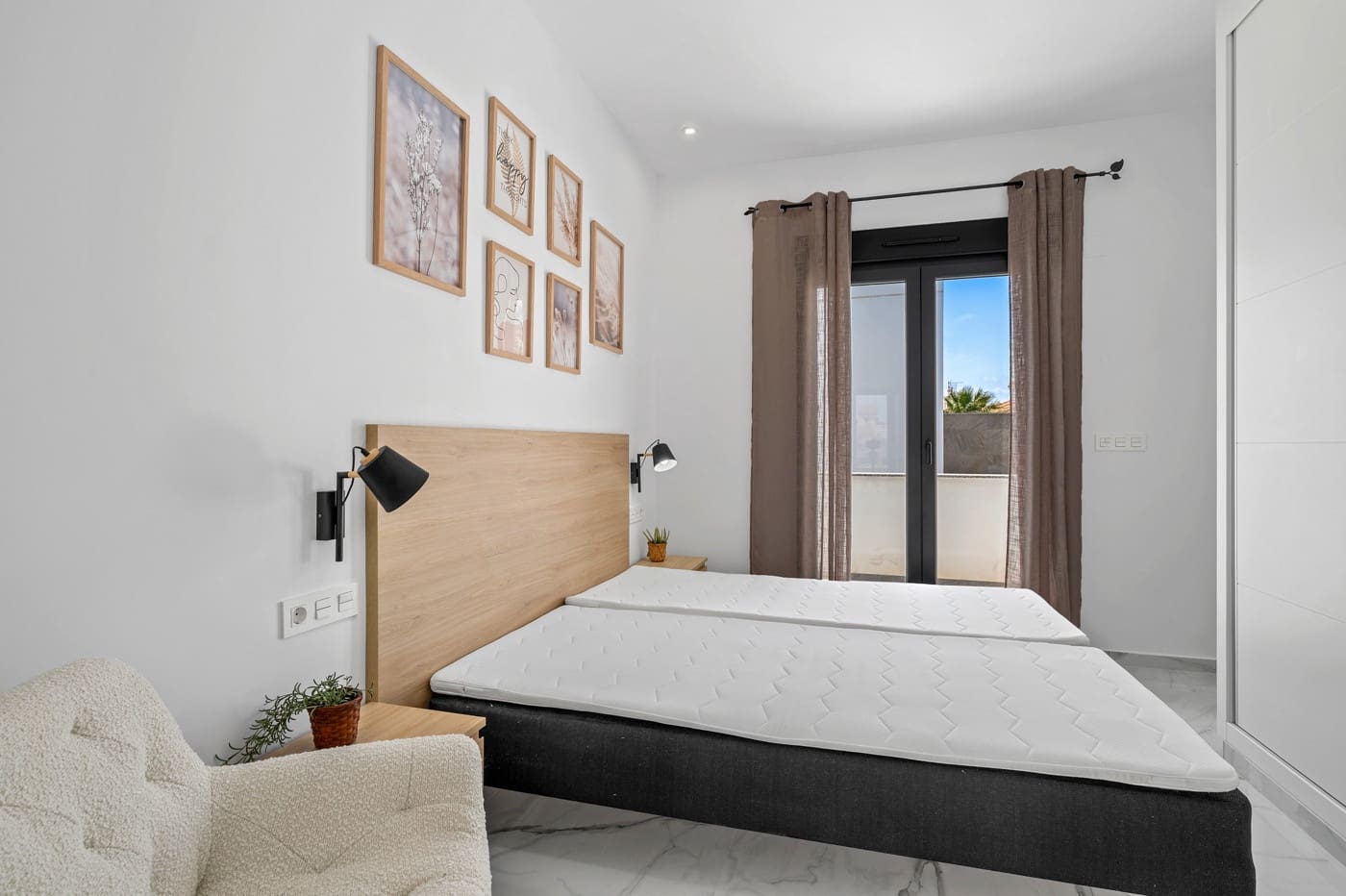 3 chambre Villa/Maison à vendre à Torrevieja avec piscine garage - 479 000 € (Ref: 10084035)
