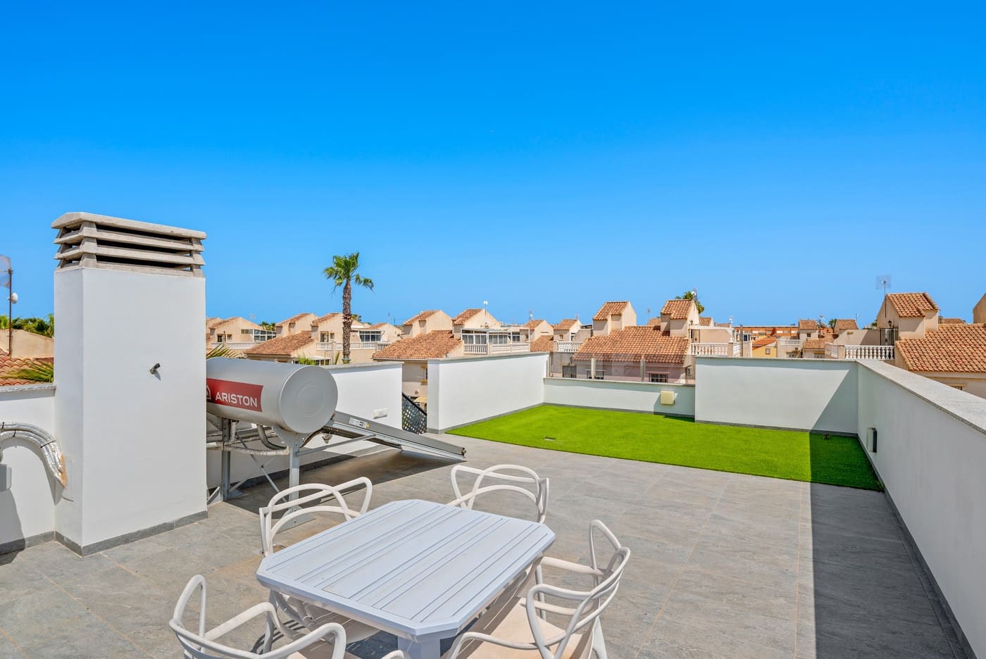 3 chambre Villa/Maison à vendre à Torrevieja avec piscine garage - 479 000 € (Ref: 10084035)