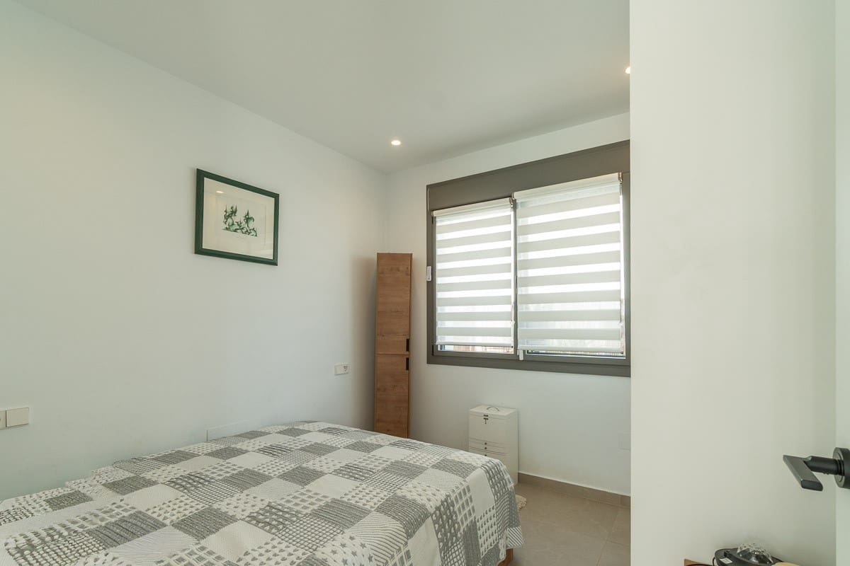 Chalet de 3 habitaciones en Orihuela Costa en venta con piscina - 524.900 € (Ref: 10084038)