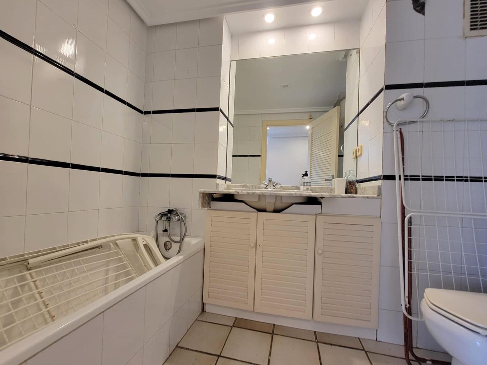 2 soverom Leilighet til salgs i Torrevieja med svømmebasseng - € 349 000 (Ref: 10084040)