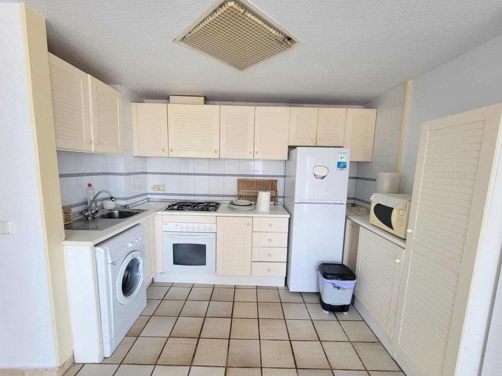 2 soverom Leilighet til salgs i Torrevieja med svømmebasseng - € 349 000 (Ref: 10084040)