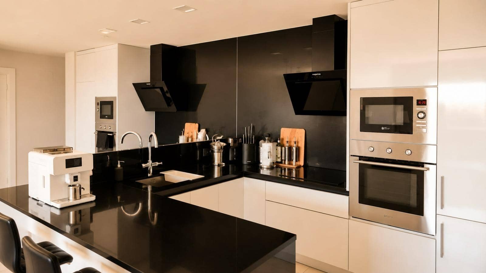 2 bedroom Apartment for sale in Orihuela Costa - € 269,000 (Ref: 10084052)