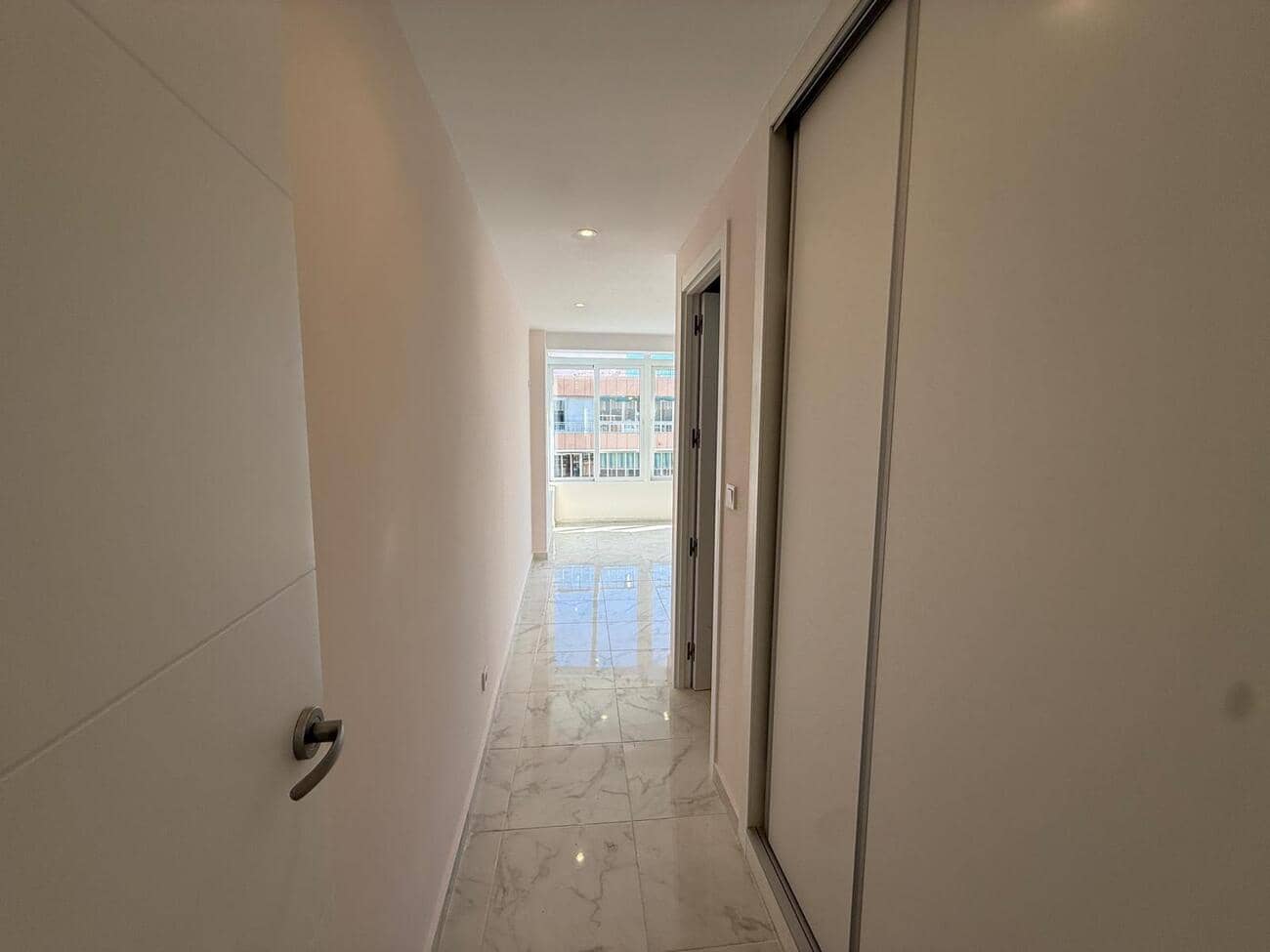 3 soveværelse Lejlighed til salg i Torrevieja med swimmingpool - € 249.900 (Ref: 10084069)