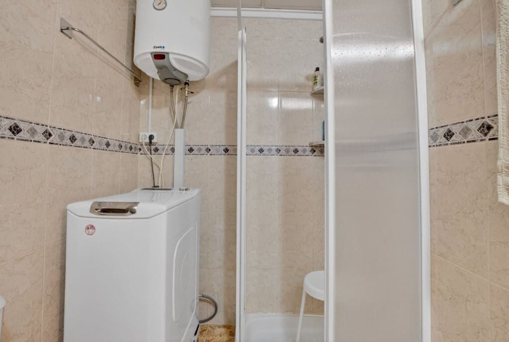 3 Zimmer Apartment zu verkaufen in Torrevieja mit Pool - 159.000 € (Ref: 10084073)
