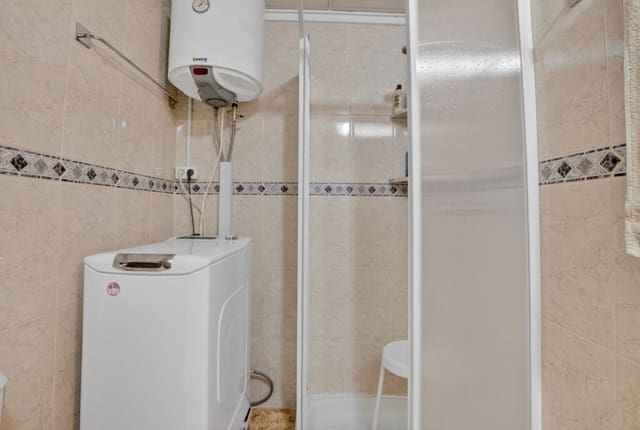 3 Zimmer Apartment zu verkaufen in Parque de las Naciones, Torrevieja mit Pool - 159.000 € (Ref: 10084073)
