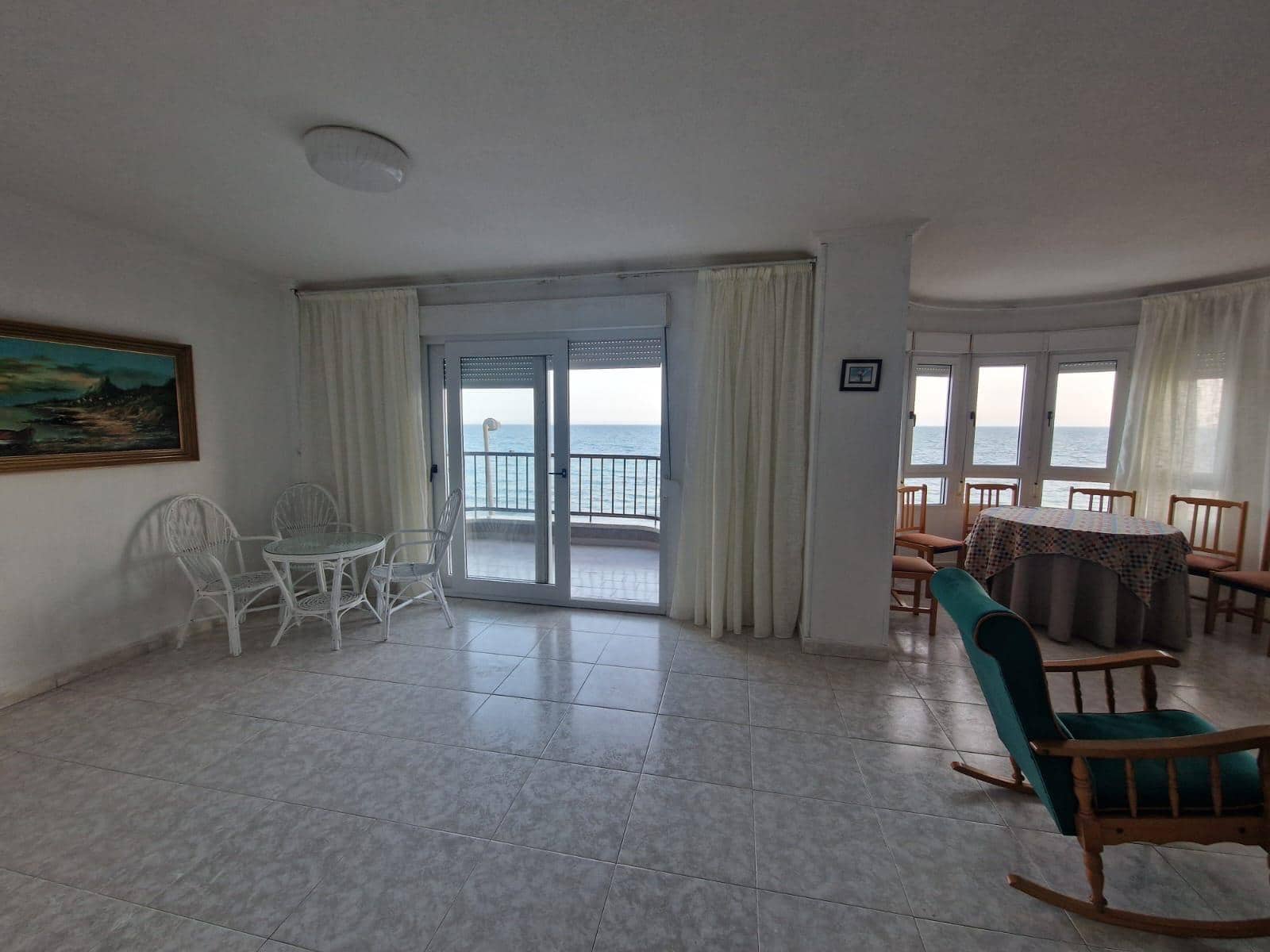 Apartamento de 3 habitaciones en Torrevieja en venta - 350.000 € (Ref: 10084076)