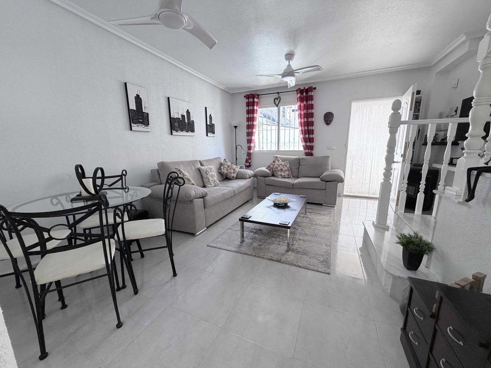 3 chambre Maison de Ville à vendre à Orihuela Costa avec piscine garage - 199 900 € (Ref: 10084077)