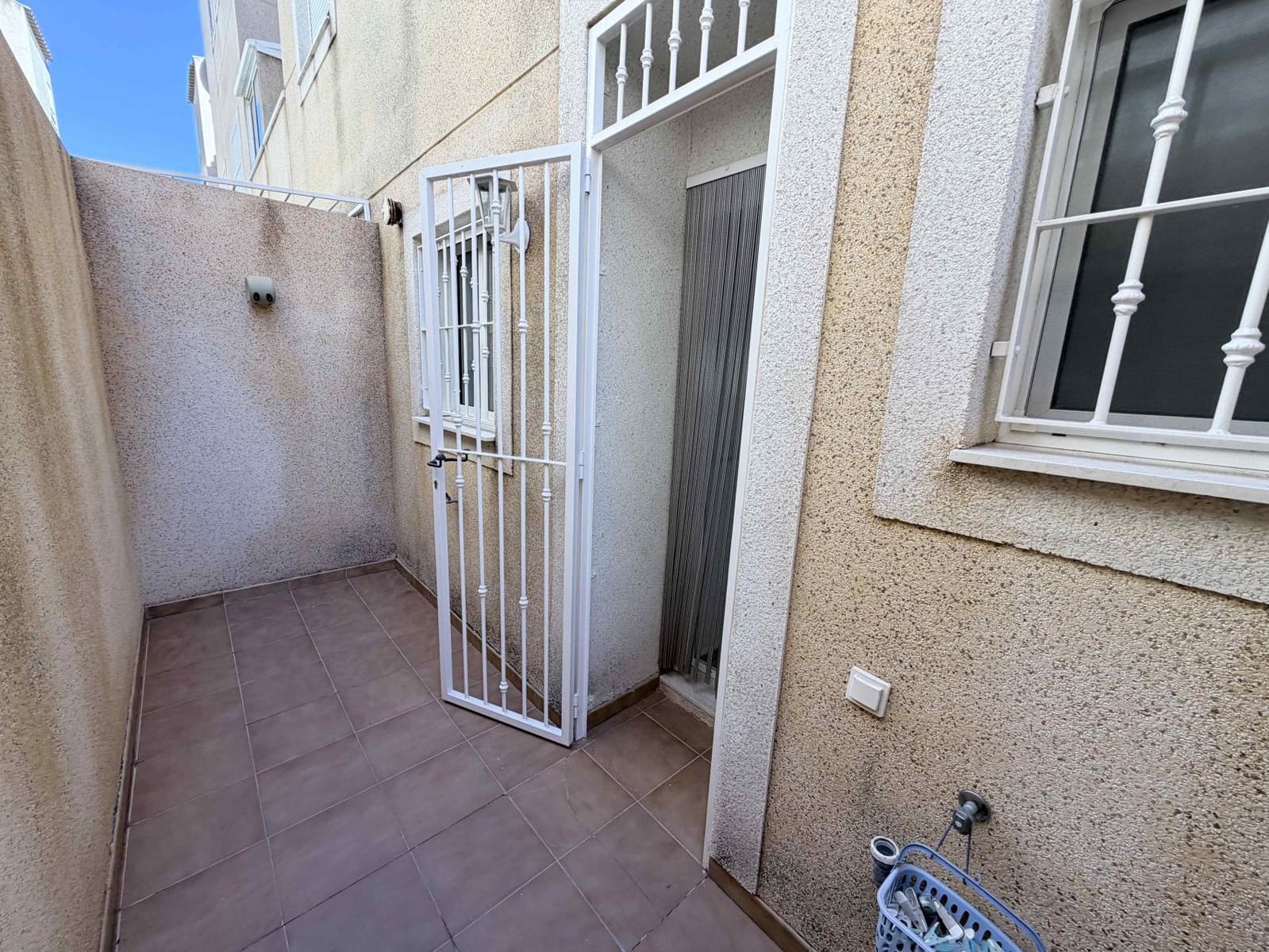 3 chambre Maison de Ville à vendre à Orihuela Costa avec piscine garage - 199 900 € (Ref: 10084077)