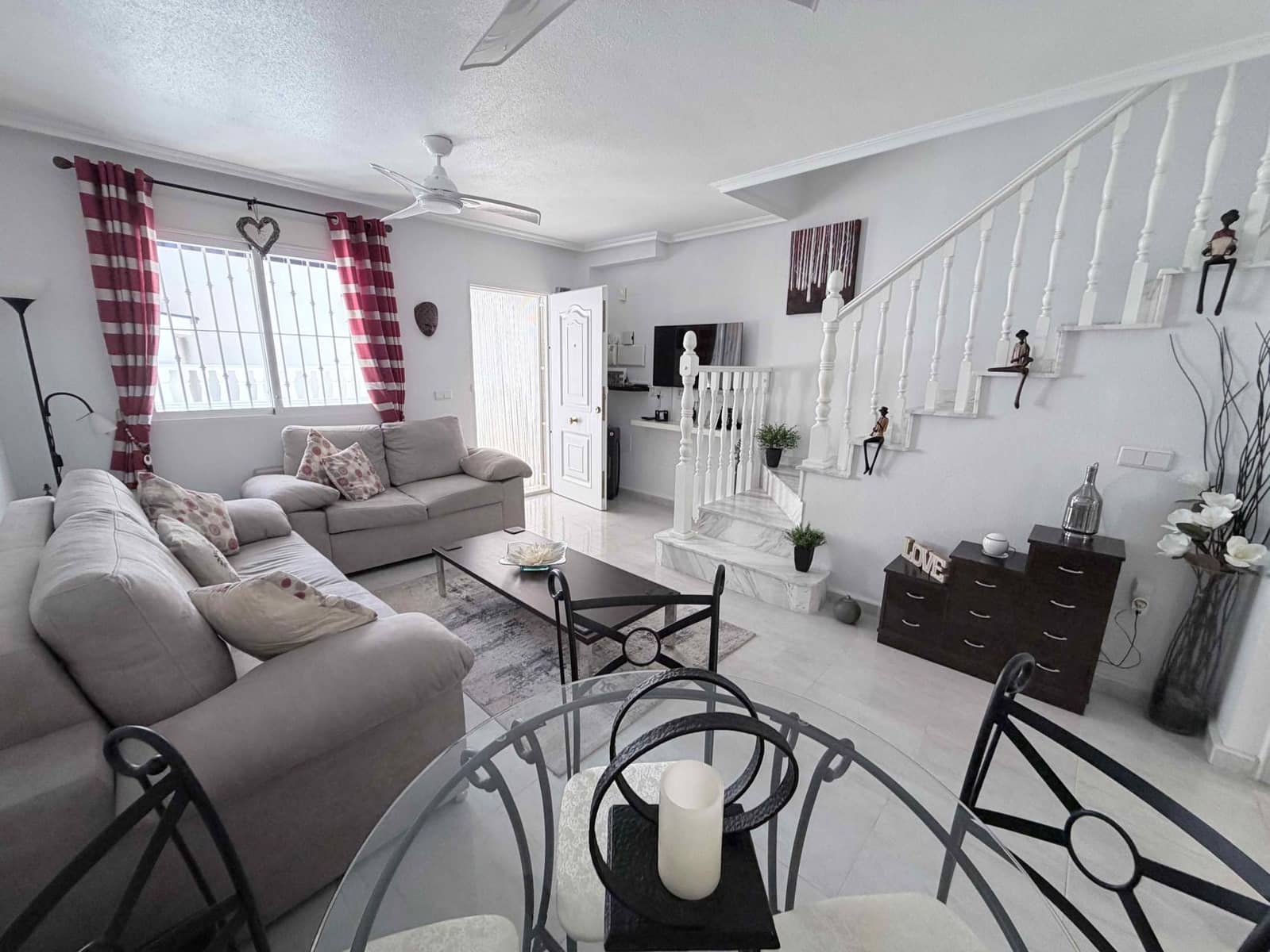 3 chambre Maison de Ville à vendre à Orihuela Costa avec piscine garage - 199 900 € (Ref: 10084077)