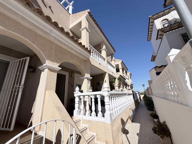 3 quarto Casa em Banda para venda em La Florida, Orihuela com piscina garagem - 199 900 € (Ref: 10084077)