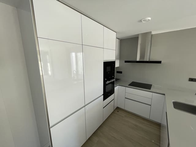 4 bedroom Apartment for sale in Pilar de la Horadada ciudad, Pilar de la Horadada with garage - € 575,000 (Ref: 10084084)