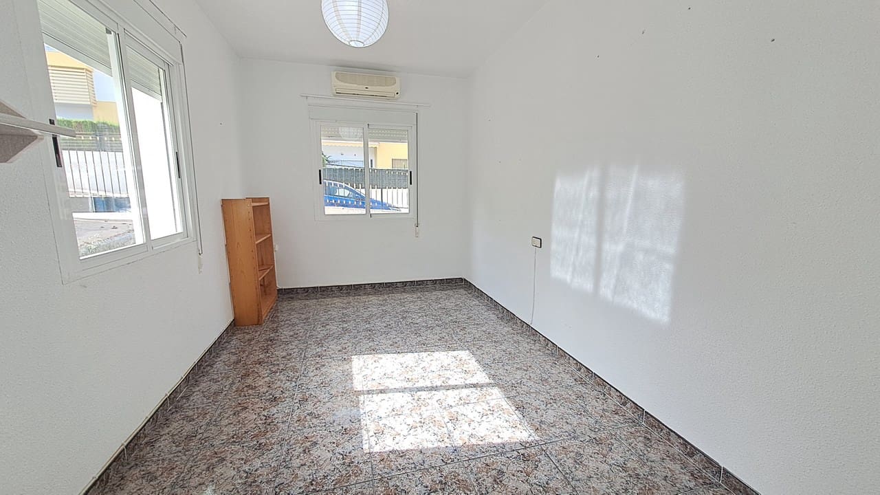 5 sypialnia Willa na sprzedaż w Villamartin - 519 000 € (Ref: 10084085)