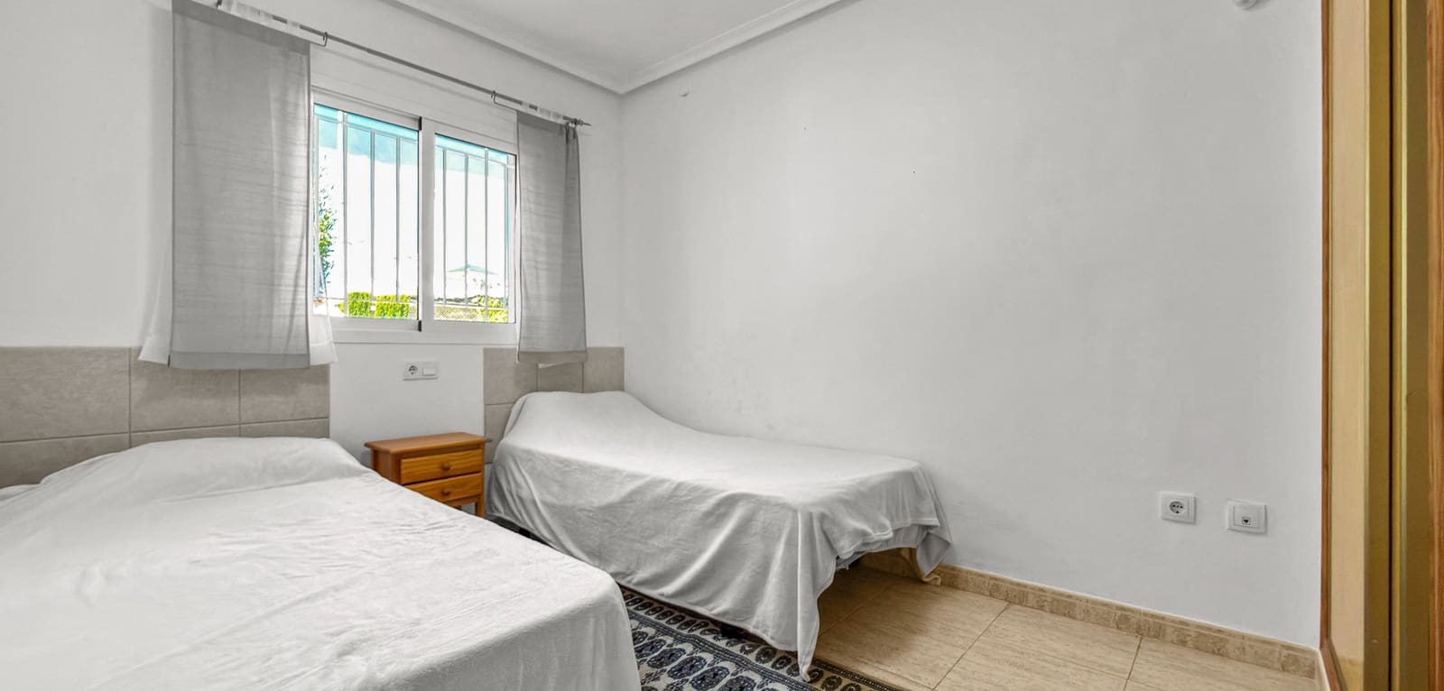3 sovrum Lägenhet till salu i Orihuela Costa med pool garage - 339 000 € (Ref: 10084088)