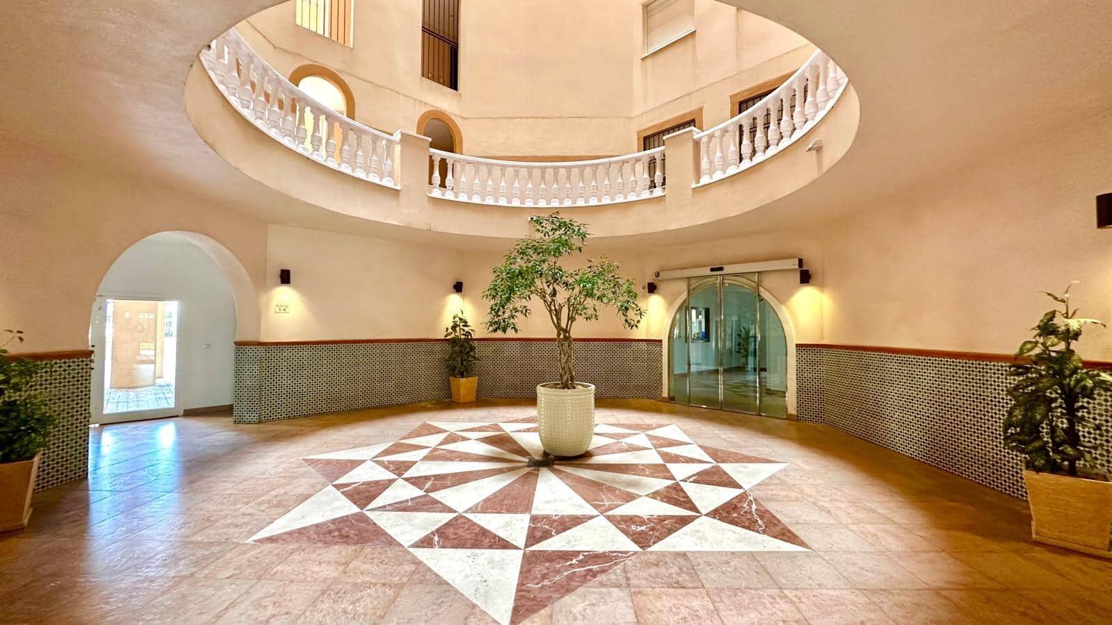 3 quarto Apartamento para venda em Torrevieja com piscina - 369 900 € (Ref: 10084093)