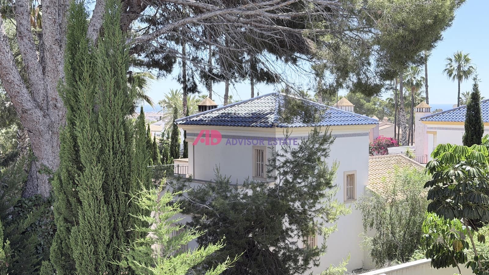 2 slaapkamer Appartement te koop in Orihuela Costa met garage - € 174.900 (Ref: 10084095)