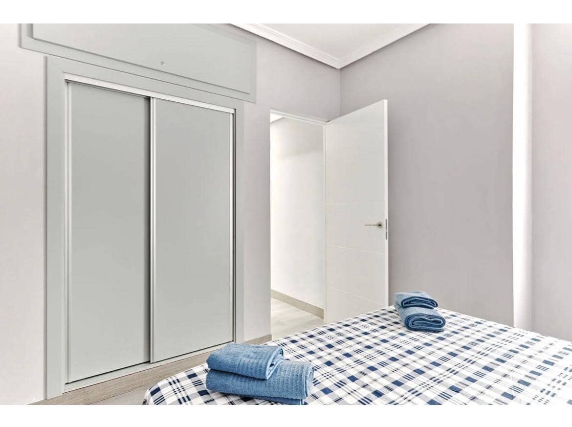 2 quarto Apartamento para venda em Torrevieja - 229 900 € (Ref: 10084104)