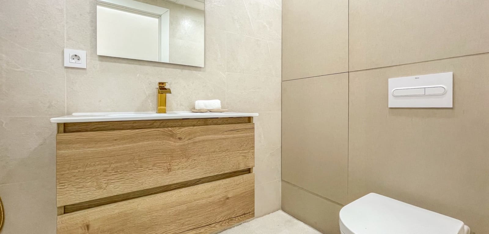 2 sypialnia Apartament na sprzedaż w Torrevieja - 265 000 € (Ref: 10084127)