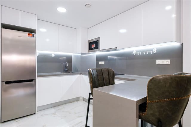 4 quarto Apartamento para venda em Playa del Cura, Torrevieja - 574 900 € (Ref: 10084133)