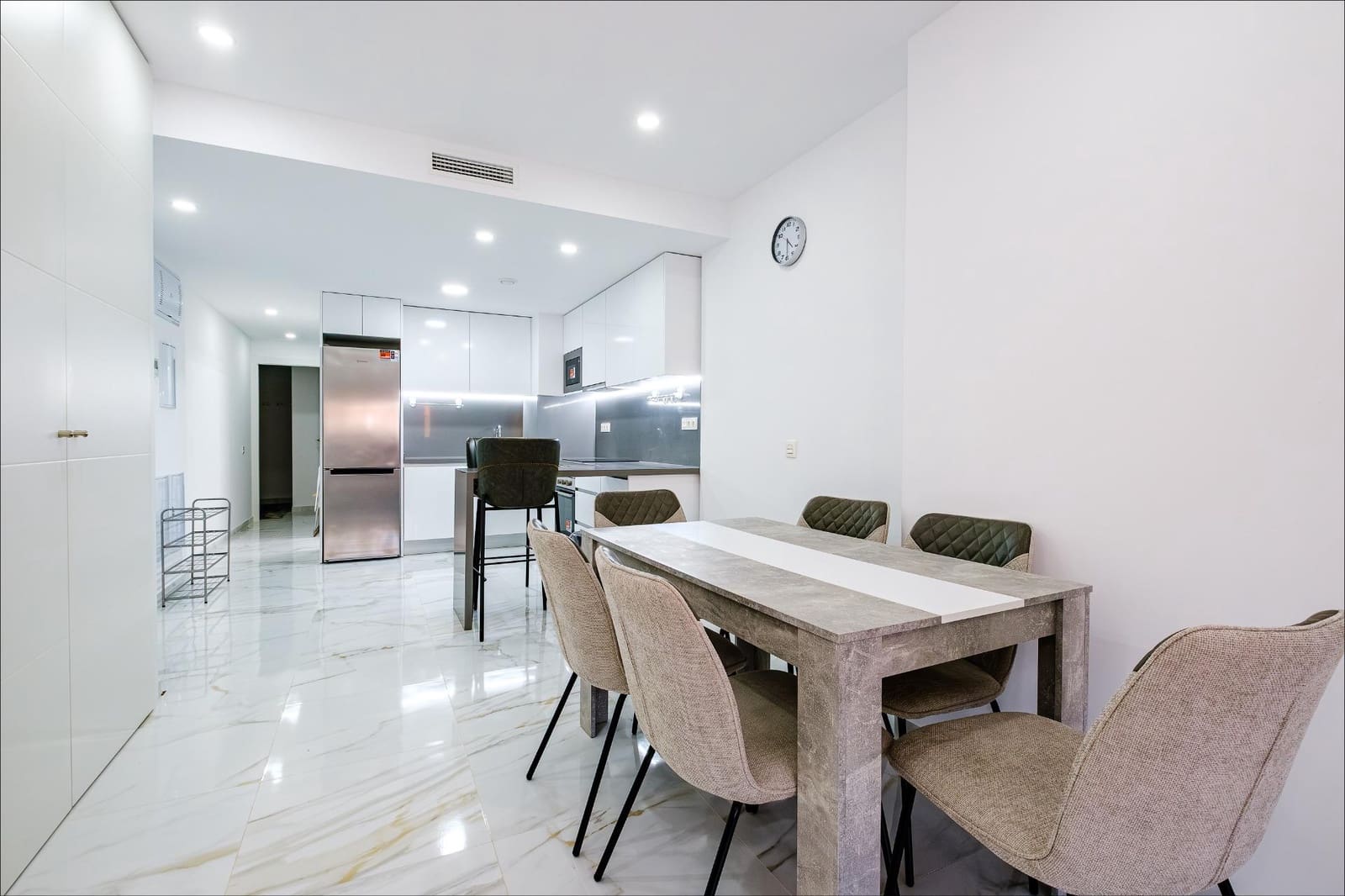 4 quarto Apartamento para venda em Torrevieja - 574 900 € (Ref: 10084133)