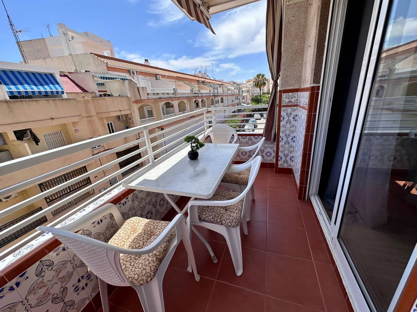 2 sovrum Lägenhet till salu i Torrevieja med pool - 199 900 € (Ref: 10084166)