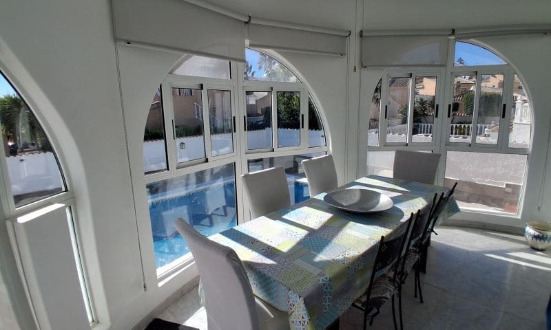Chalet de 5 habitaciones en Rojales en venta con piscina garaje - 539.995 € (Ref: 10084187)