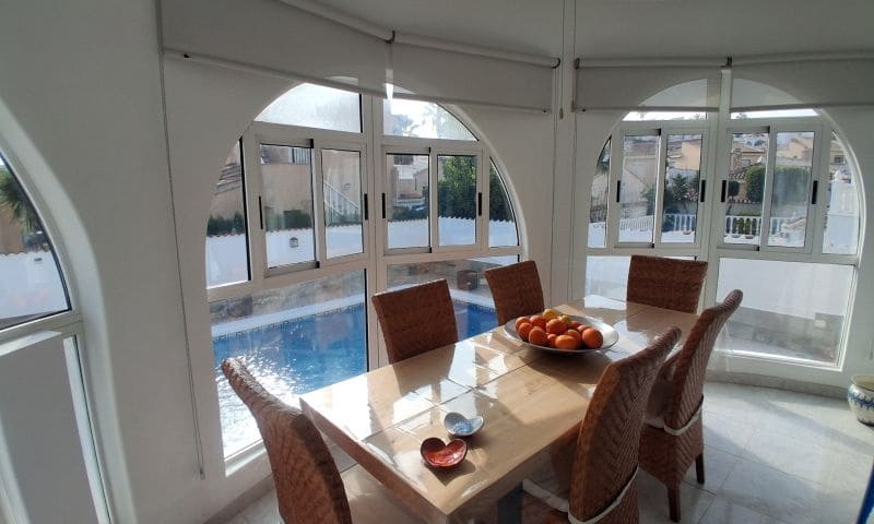 Chalet de 5 habitaciones en Rojales en venta con piscina garaje - 539.995 € (Ref: 10084187)