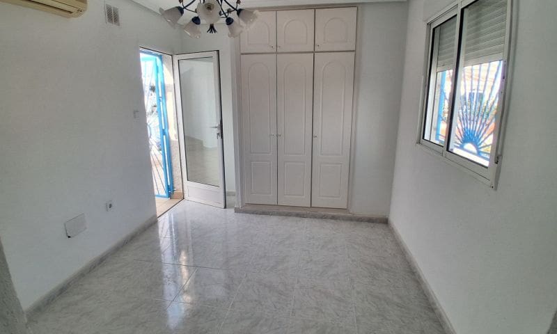 Chalet de 5 habitaciones en Rojales en venta con piscina garaje - 539.995 € (Ref: 10084187)