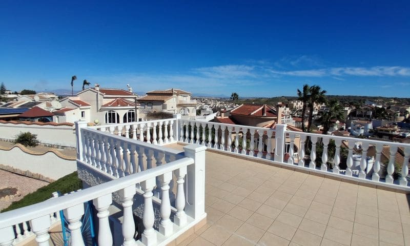 Chalet de 5 habitaciones en Rojales en venta con piscina garaje - 539.995 € (Ref: 10084187)