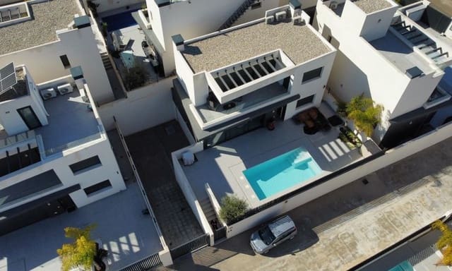 3 quarto Moradia para venda em Algorfa com piscina garagem - 539 000 € (Ref: 10084188)