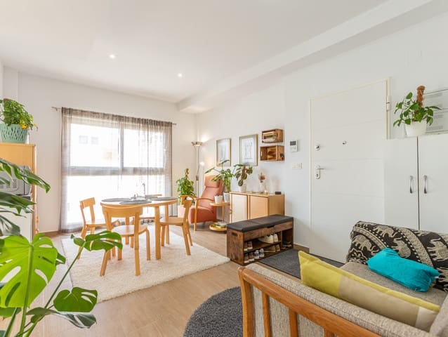 Apartamento de 2 habitaciones en Nueva Torrevieja, Torrevieja en venta con piscina - 197.000 € (Ref: 10084203)